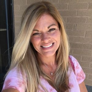 Meet your Posher, Deana